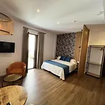 Cosy Apartment In Cordoba, City View, 32 Sqm, Balcony